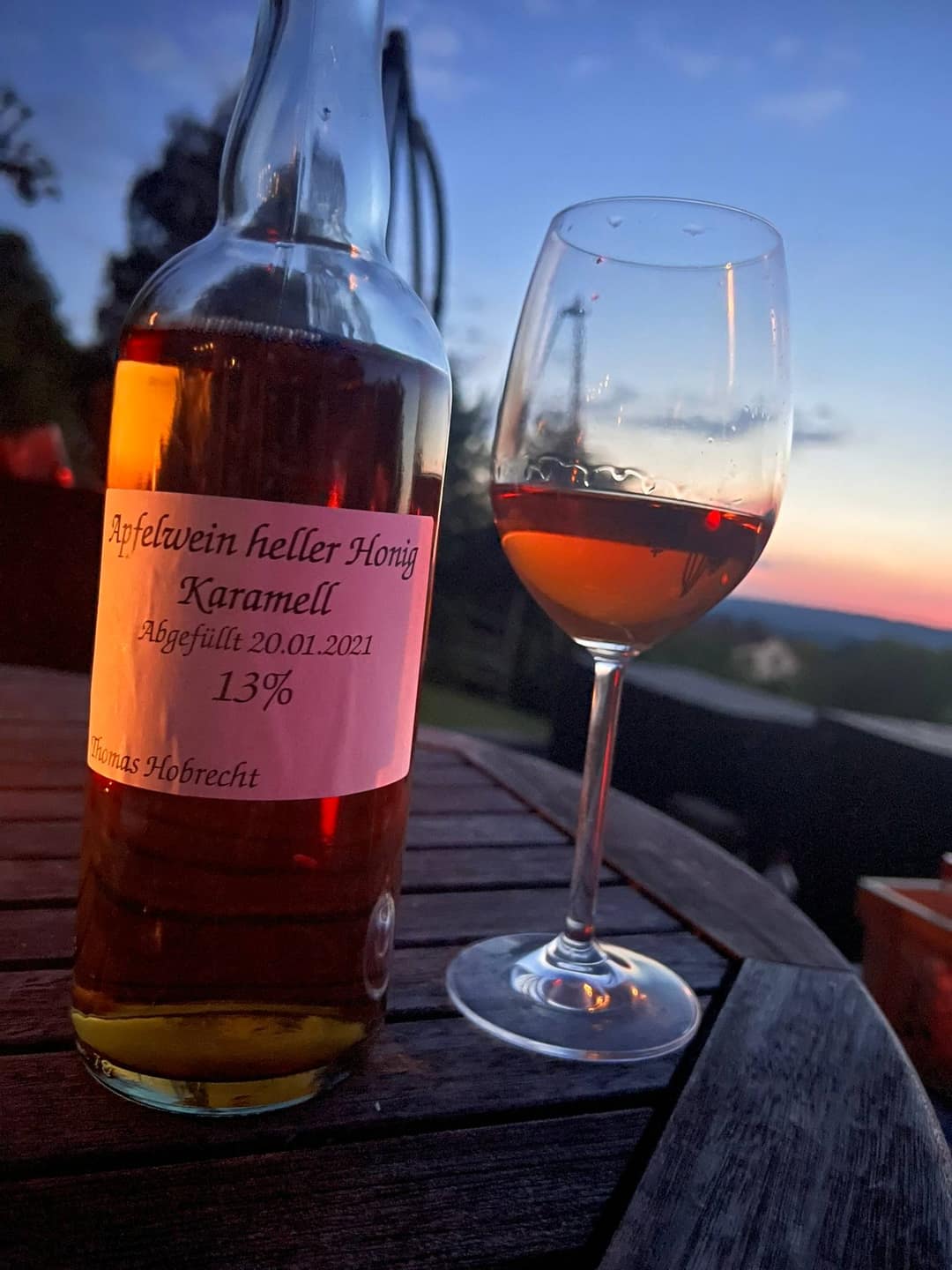 Obstwein & Fruchtwein: Erdbeere, Holunder, Apfel & Co.